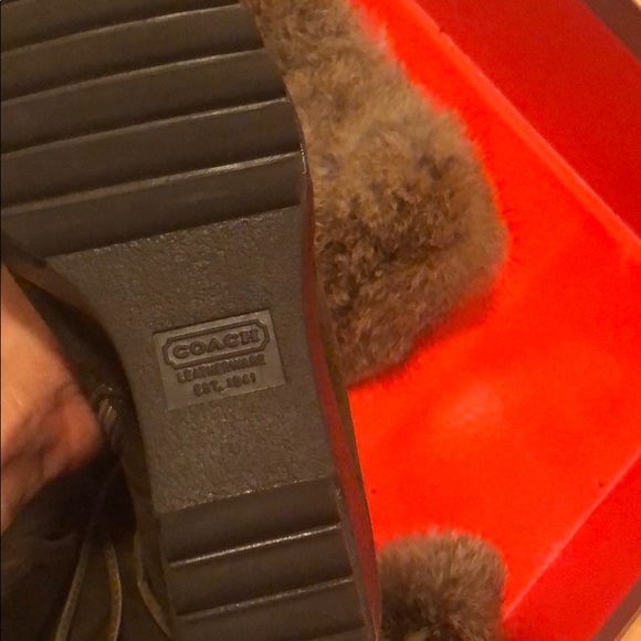 Coach Snow Boots - Picture 5 of 6